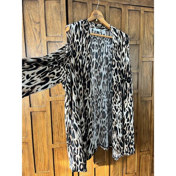 Susan Graver Duster Open Front Cardigan Leopard Print Size 2X Cut Out Shoulder - Picture 8 of 8